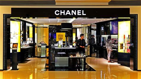 where to buy chanel makeup in paris|Chanel cosmetics outlet.